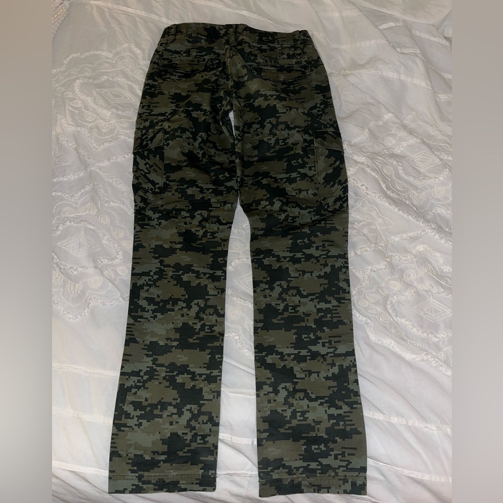 UNDER ARMOUR MENS GOLF CARGO 30x32